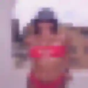 Jocelyne, 40 ans, connectée à Nohanent pour une rencontre coquine
