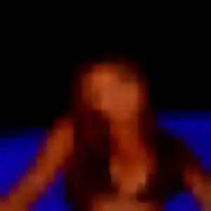 Alessandra, fille de 26 ans cherche plan cul à Noiron-sous-Gevrey