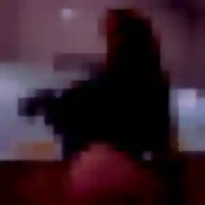 Photo de Priscilla à Nouans-les-Fontaines (28 ans) - plan cul anonyme
