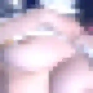 Photo sexy de Perrine, 24 ans à Noyers - plan discret