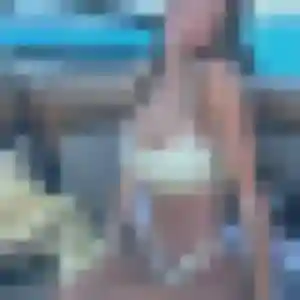 Madeleine, fille de 23 ans propose plan cul à Odomez