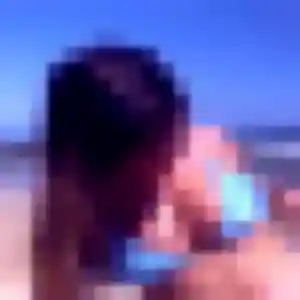 Rejoins Lena, 27 ans à Oiry en t'inscrivant