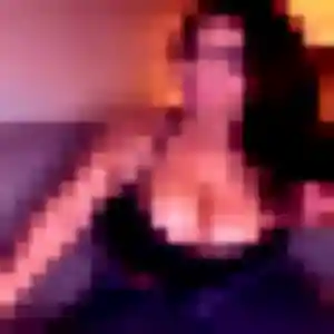 Sexy Naomi, 23 ans à Ormoy - découvrir son profil