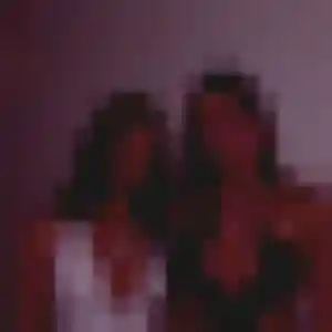 Charmante Leana, 33 ans à Ourouer-les-Bourdelins - voir sa photo