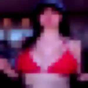 Anne-Charlotte (33 ans) à Parcoul-Chenaud cherche une rencontre ce soir