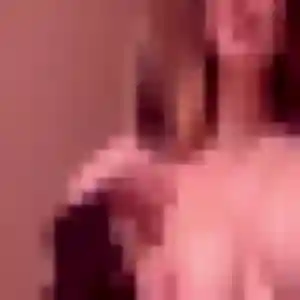 Photo de Iseult à Parignargues (38 ans) - plan cul discret