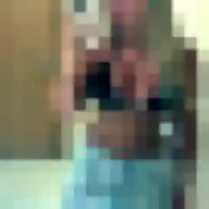 Photo de Noemie à Parigné-le-Pôlin (25 ans) - plan cul anonyme