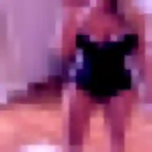 Rejoins Marie-Louise, 32 ans à Paris en t'inscrivant