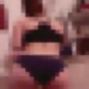 Capucine, 40 ans, connectée à Parly pour une rencontre coquine