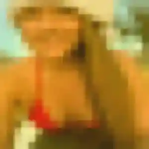 Leontine (28 ans) à Pavant cherche une rencontre ce soir