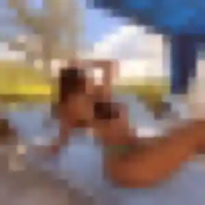 Sophie, femme de 22 ans propose plan cul à Pavie