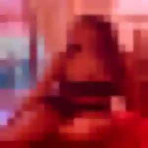 Contacte Malika, 25 ans à Périers en privé