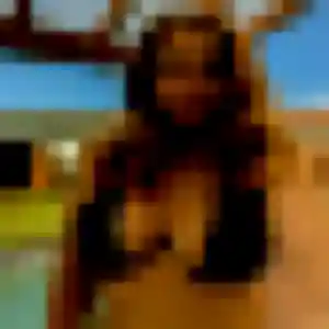 Tessa (35 ans) à Petit-Caux cherche un plan cul aujourd'hui
