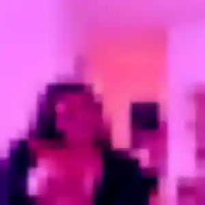 plan cul à Plesnois : profil de Delphine, 37 ans - inscription gratuite
