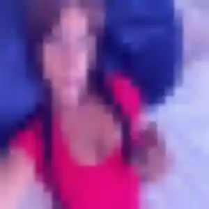 Aurelie, 24 ans, en ligne à Pleurtuit pour un plan cul