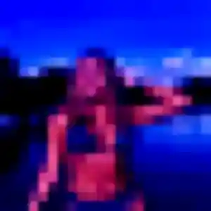 Lou-Anne (24 ans) à Plombières-les-Bains cherche un plan cul maintenant