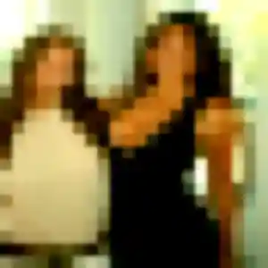 Photo exclusive de Geneve, 27 ans à Plouezoc'h - rencontre coquine