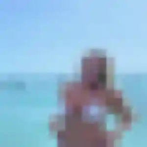 Sexy Clarisse, 27 ans à Plouyé - découvrir son profil