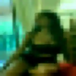 Emeraude, femme de 43 ans cherche plan cul à Poigny-la-Forêt