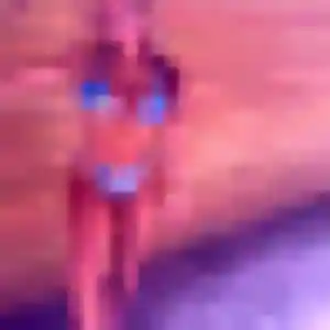 Découvre Siham, 25 ans à Pointe-Noire en privé
