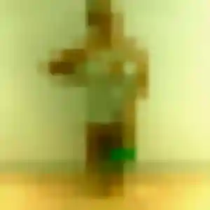 Maelys, 25 ans, connectée à Puy-Saint-Martin pour une rencontre coquine