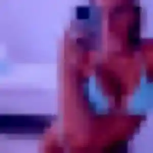 Découvre Gilberte, 33 ans à Quarouble gratuitement