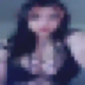 Samira, fille de 25 ans cherche plan cul à Rédené