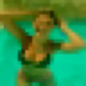 Contacte Jocelyne, 23 ans à Remoulins en privé