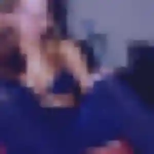 Photo exclusive de Eva, 24 ans à Rethondes - plan discret