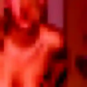 Perrine, 23 ans, connectée à Rieux pour une rencontre coquine