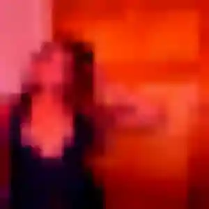 Contacte Leonore, 31 ans à Rochetaillée-sur-Saône gratuitement