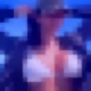Solene, 30 ans, en ligne à Rœulx pour une rencontre coquine