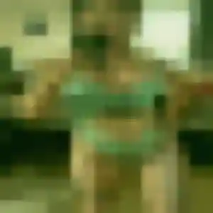 Rejoins Justine, 35 ans à Roncherolles-sur-le-Vivier en privé