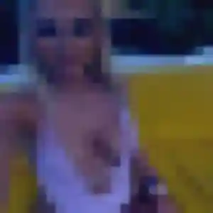 Lola, 24 ans, dispo pour plan cul à Rontalon