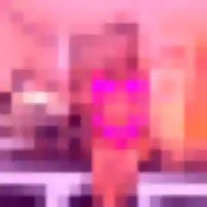 Rejoins Martine, 27 ans à Roquebrune-sur-Argens en privé