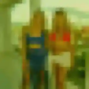 Sexy Louisa, 31 ans à Roquefort-sur-Garonne - voir sa photo