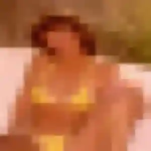 Lou-Anne, 35 ans, connectée à Rospez pour un plan cul