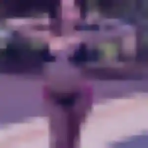 Anouk, femme de 32 ans cherche plan cul à Roussennac