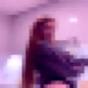 Rejoins Thais, 23 ans à Routot gratuitement