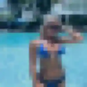 Lina, 22 ans, connectée à Rouvres pour une rencontre coquine