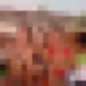 Colombine, 24 ans, en ligne à Saillenard pour une rencontre coquine