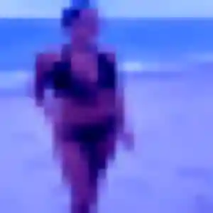 Sexy Brune, 23 ans à Saint-Agnant-de-Versillat - la contacter
