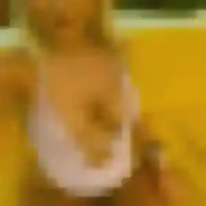 Fatima, 29 ans, en ligne à Saint-Aignan pour une rencontre coquine