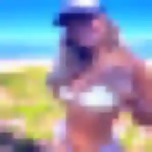 Photo privée de Gaelle, 35 ans à Saint-Barthélemy-le-Plain - plan discret