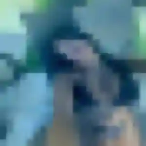Sexy Domitille, 22 ans à Saint-Bonnet-de-Joux - voir sa photo
