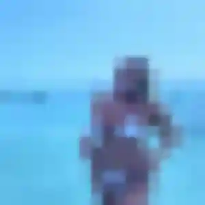 Photo sexy de Anouk, 28 ans à Saint-Bris-le-Vineux - plan discret
