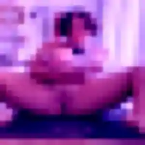 Sonia, 28 ans, en ligne à Saint-Clair pour une rencontre coquine