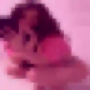 Charmante Lamia, 41 ans à Saint-Cyprien - voir sa photo