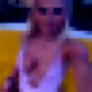 Francine, 33 ans, dispo pour plan cul à Saint-Denis