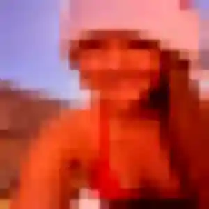 Olga, 37 ans, disponible à Saint-Denis-Lanneray pour un plan cul